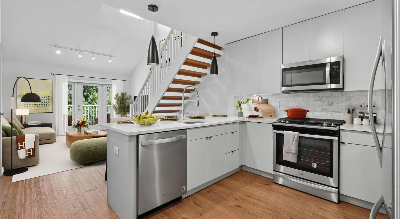 large kitchen at the anchorage fairfield ct apartments